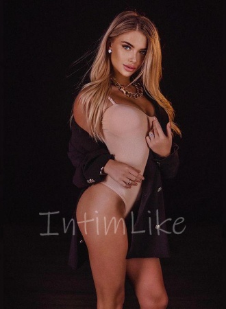 Массажистка Ава №9146, 24 лет